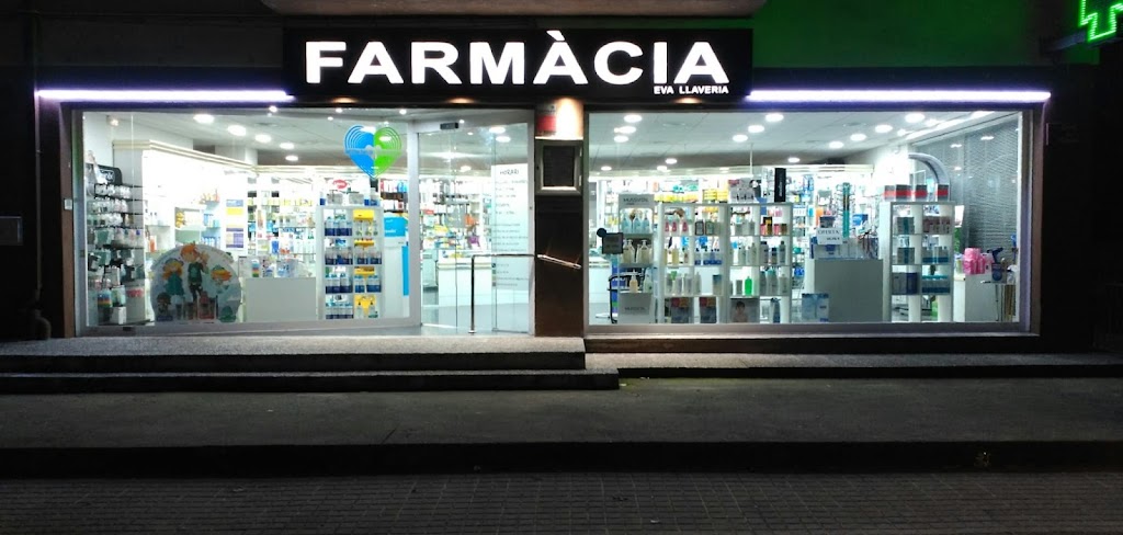 Farmacia Eva Llaveria — Del propietario