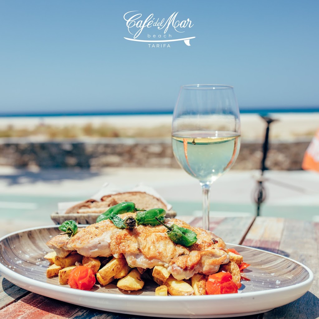 Cafe del Mar Beach Restaurante Bar — Comida y bebida