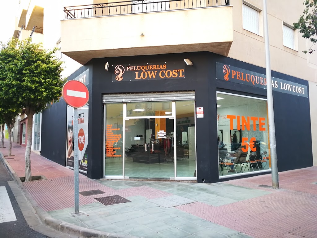 Peluqueria Low Cost El Ejido — Exterior