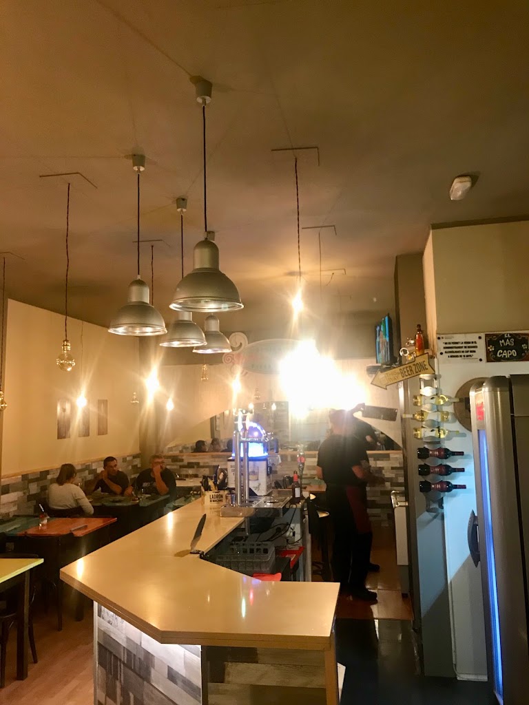 Pizzeria Italiana Passaparola — Ambiente