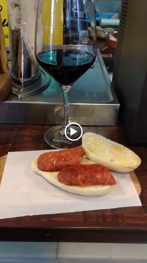 BAR TRIANA - Cafe Bar — Videos