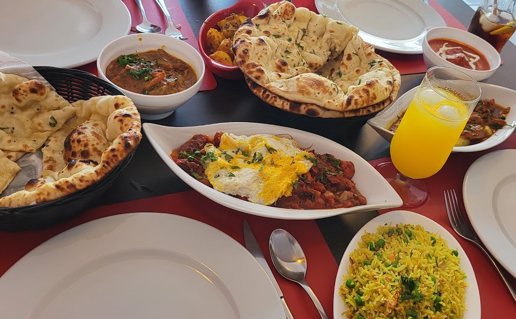 Bombay Grill — Comida y bebida