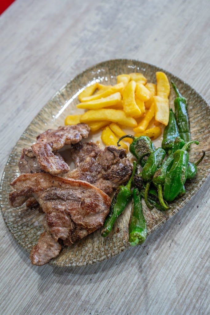 Restaurante La Ola — Comida y bebida