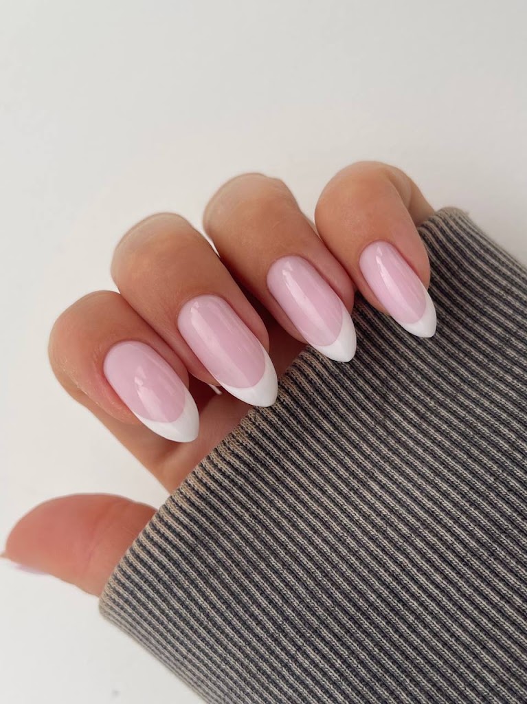 LUMIEREandEVE — Manicura