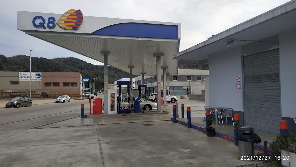Q8 Gasolinera Olot - Sant Esteve d' en Bas — Estacion de servicio