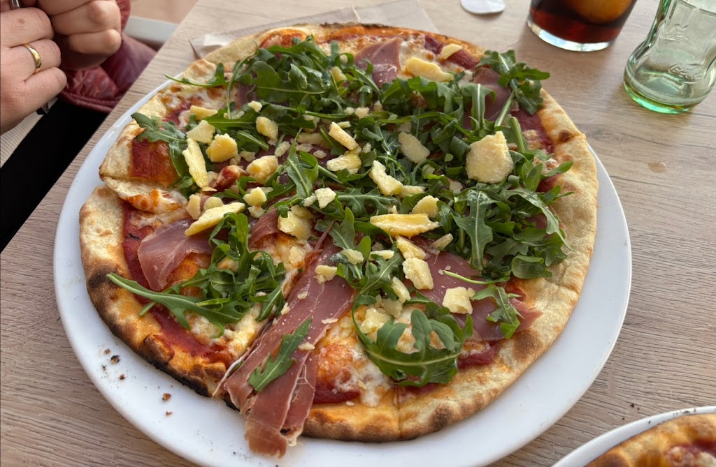 Restaurante El Italiano — Comida y bebida