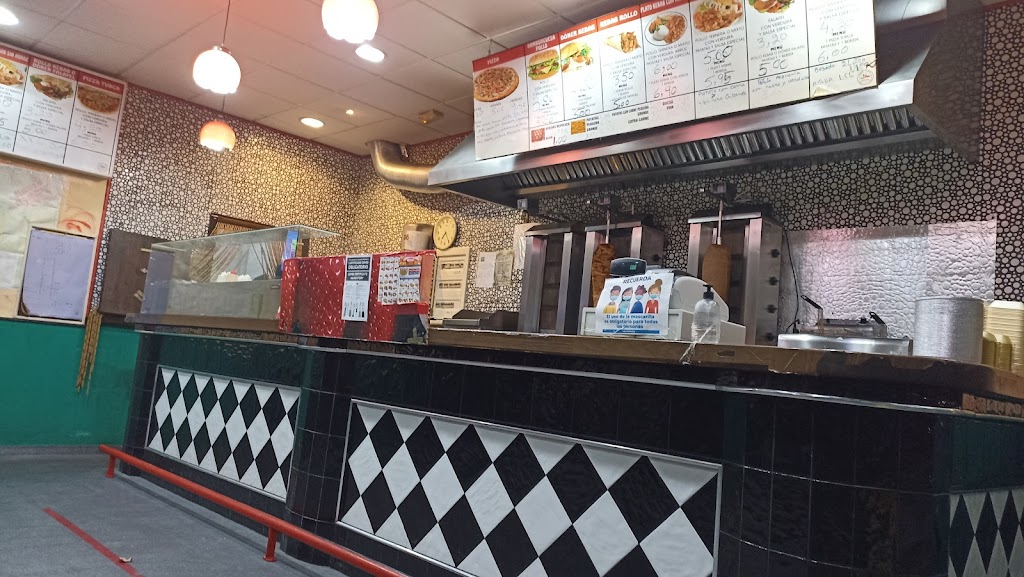 Pizzeria Pizza Especial De Kebab