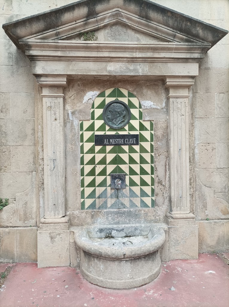 Monumento a Anselm Clave