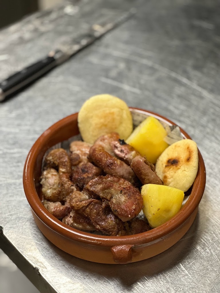 Neiva York Ibiza — Comida y bebida