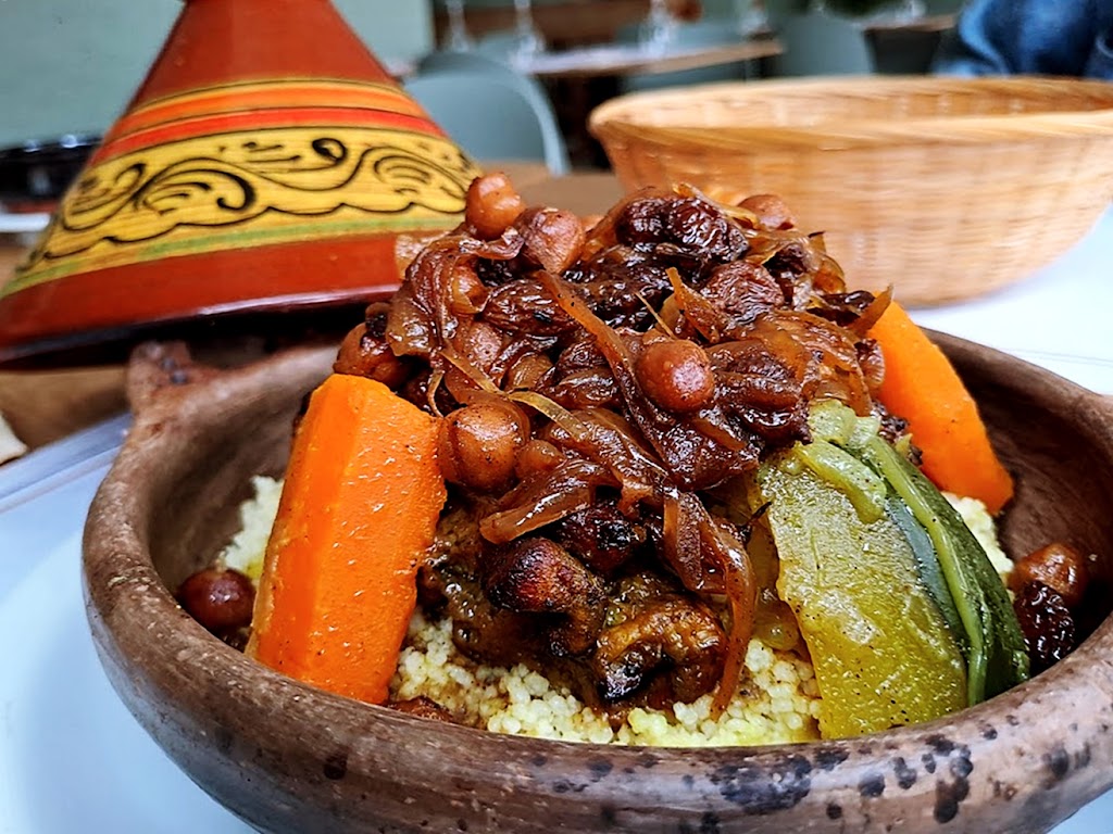 Restaurant La Diana — Tayin