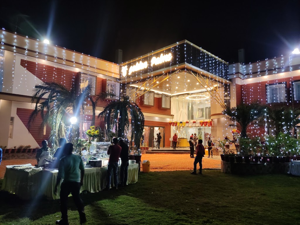 Golden Palms Nanpara Hotel Resorts