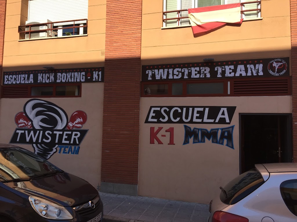 Escuela kick boxing Twister team k1