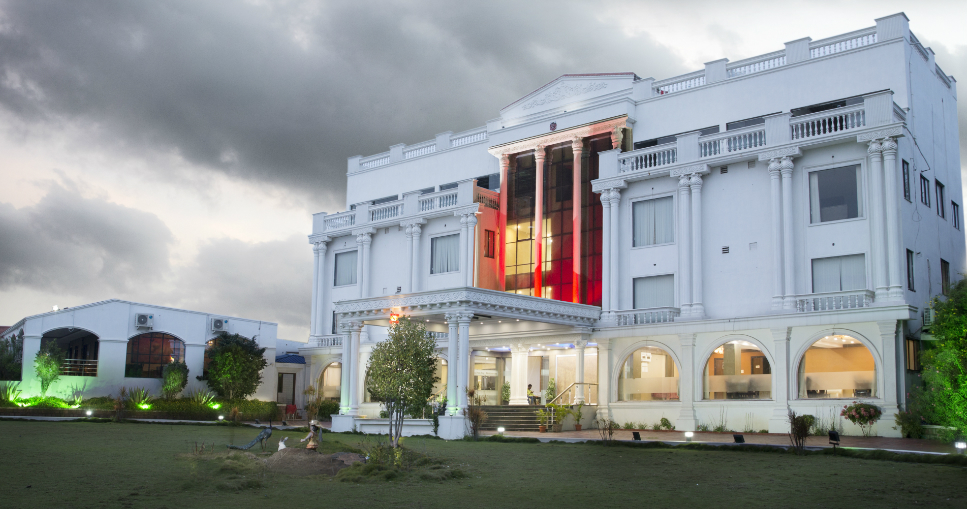 Hotel The Park Mudhol