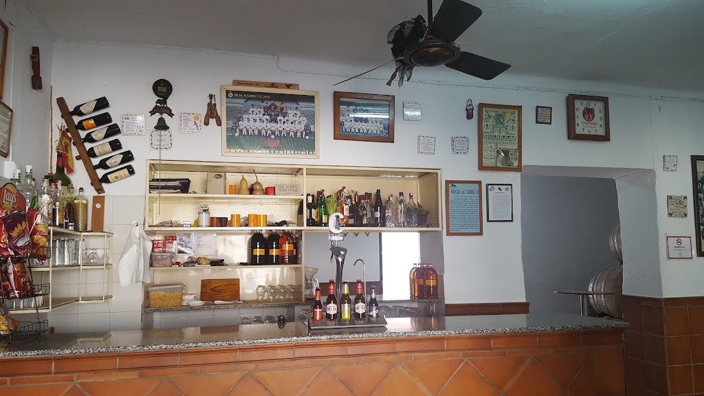 Bar Zampuzo El Rata — Ambiente