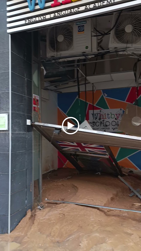 Whitby School Paiporta — Videos