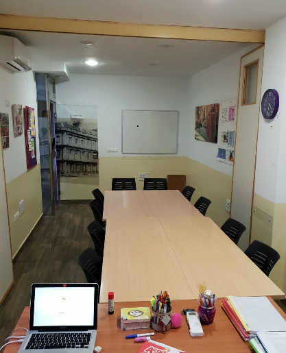 Academia de Ingles Bath S.L. — Del propietario