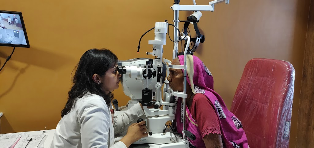 Dr Chaitali Patel Harshey Cataract Cornea And Glaucoma Surgeon