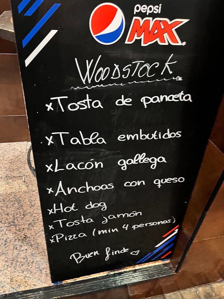 Woodstock Valdemoro Cafe Espectaculo — Carta