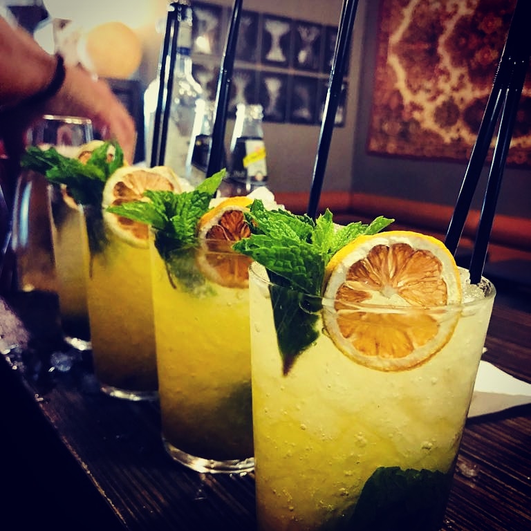 Mumbai Sunset Bar — Mojito