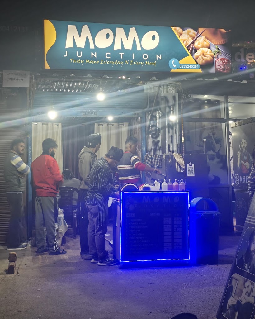 Momo Junction