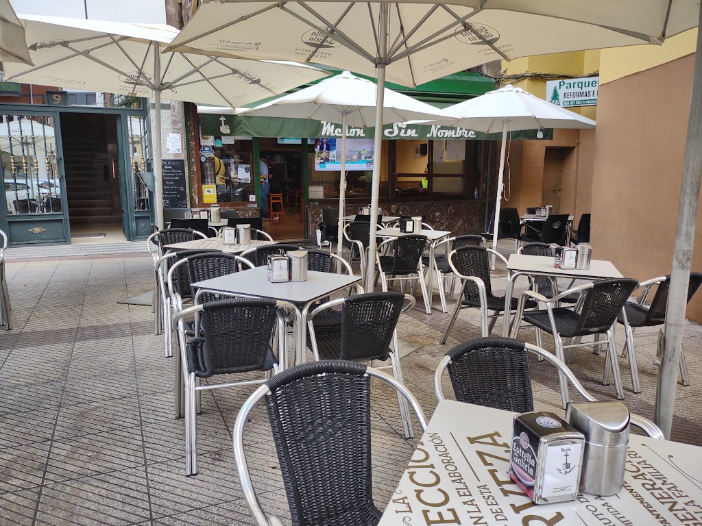 Meson Sin Nombre — Ambiente