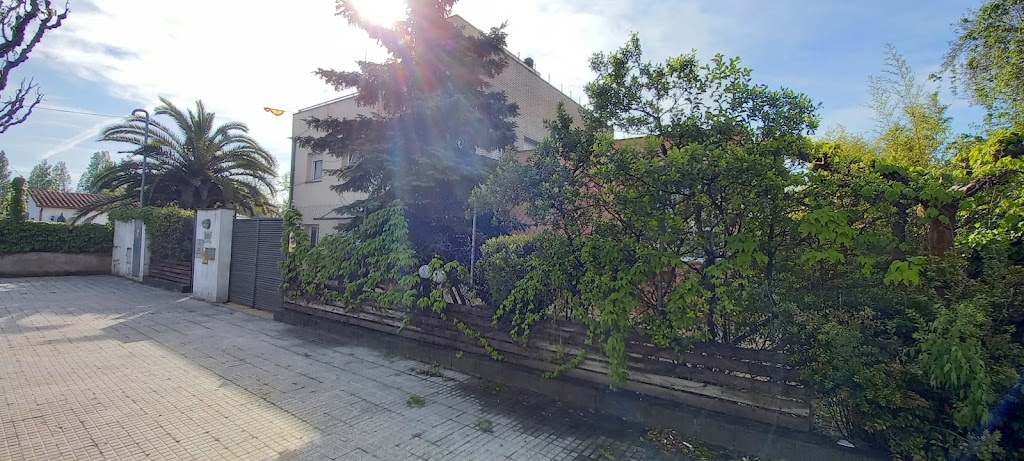 Llar d'Avis Mira-sol (Sogelta, S.L.) — Exterior