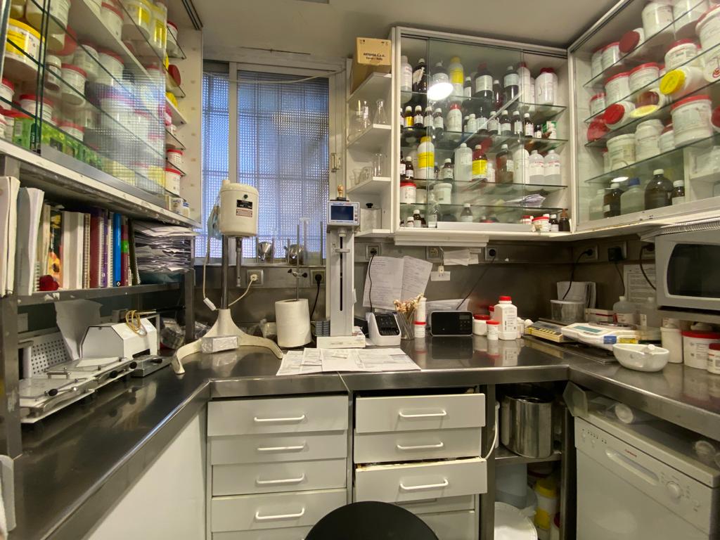 Farmacia Alfonso Chacon — Del propietario