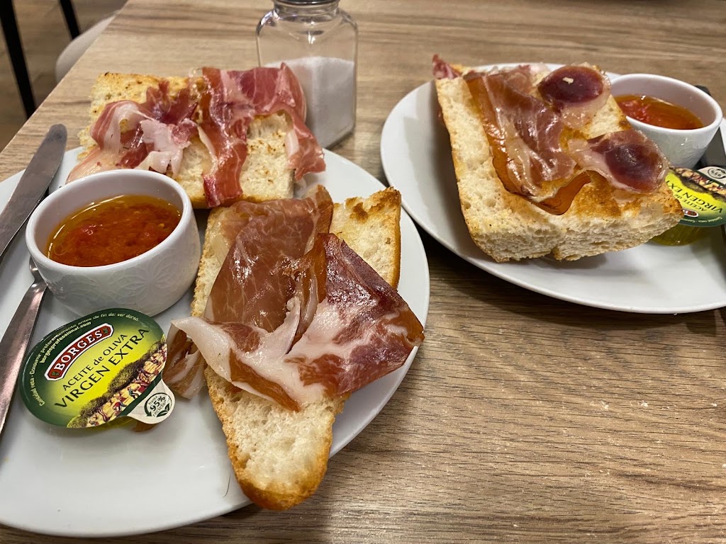 Cafe Brasil — Comida y bebida
