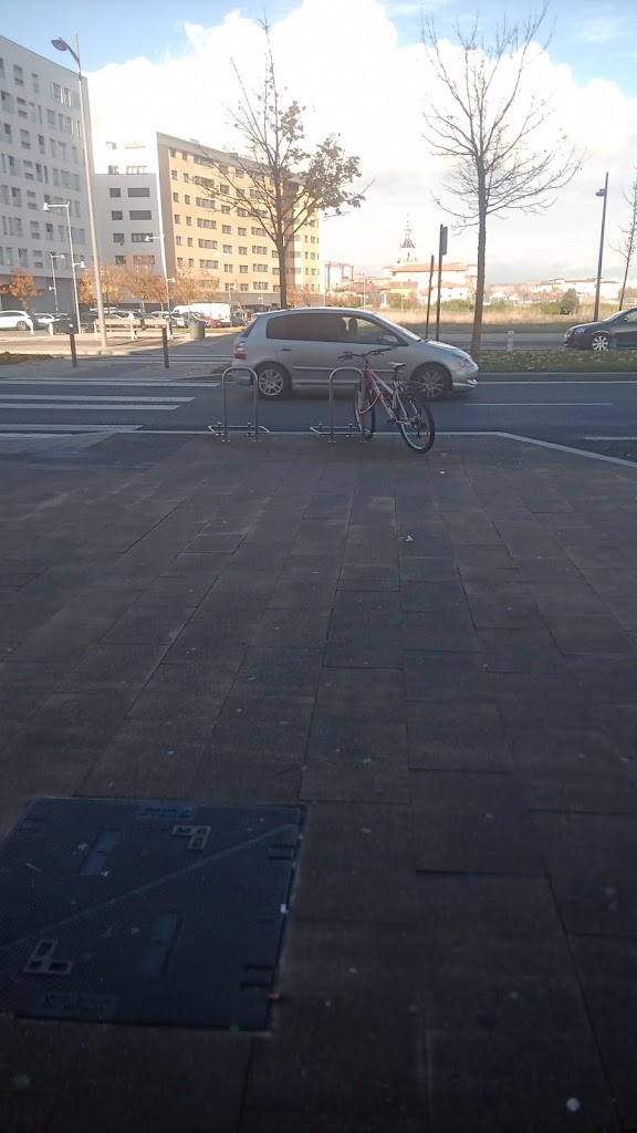 Aparcamiento para bicicletas — Estacionamiento