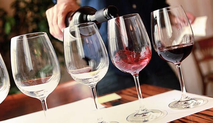 RuVins Vins i Caves — Vino
