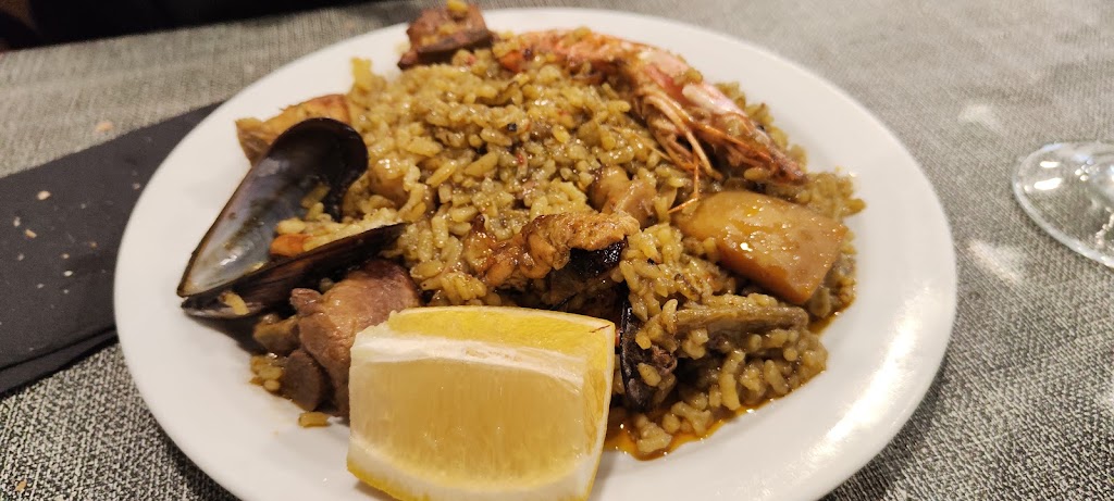 Barmutet (antigua Casa Galicia) — Paella