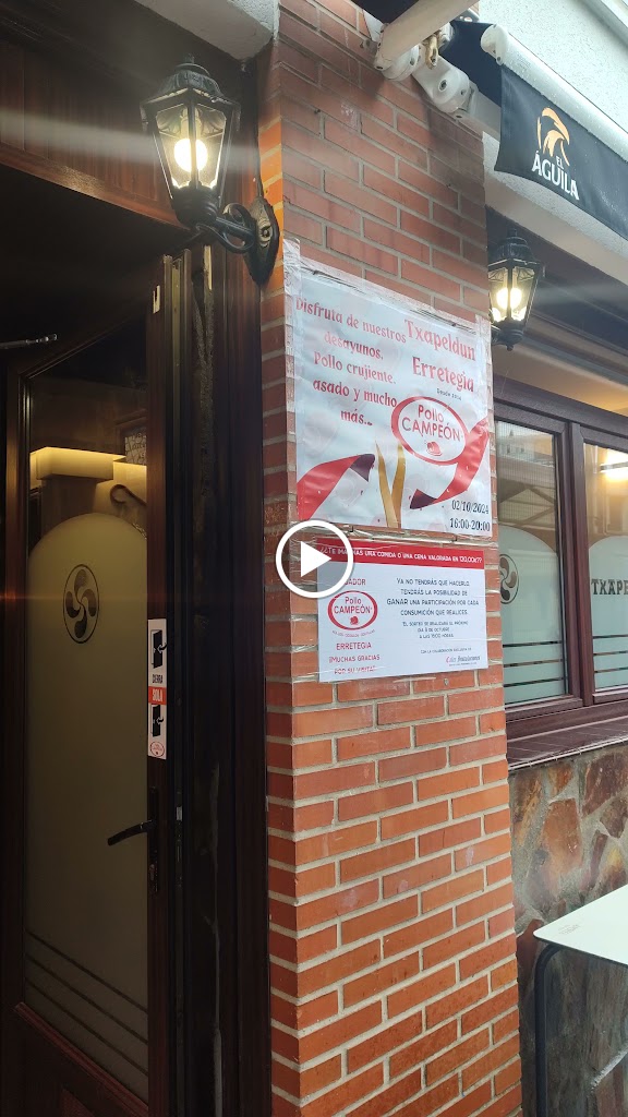 Asador Pollo Campeon Leioa — Ambiente