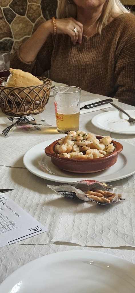 LA COVACHA DE PEPE — Comida y bebida