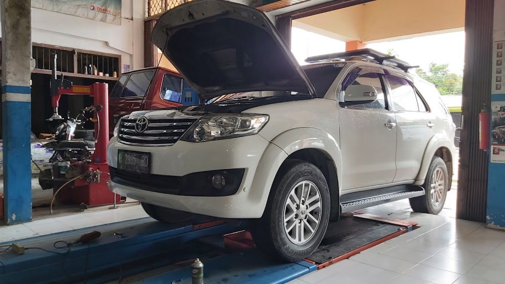 H. Nasir Idrus Auto Parts