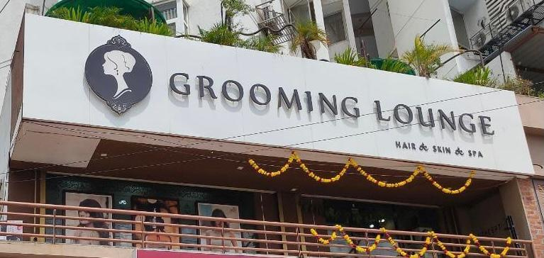 Grooming Lounge Salon