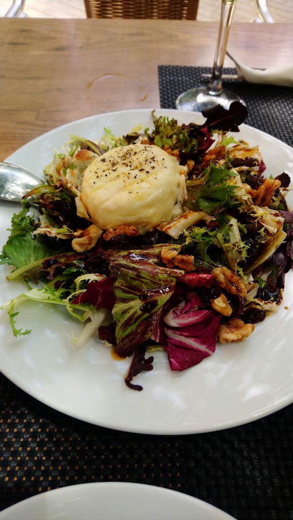 Restaurante Fuente del Rio — Comida y bebida