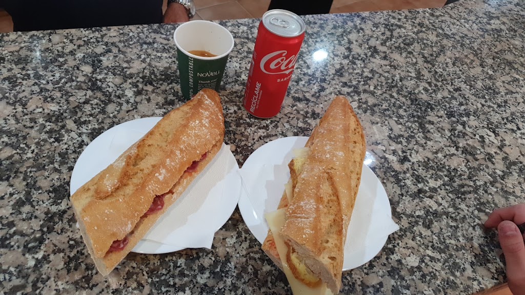 Restaurant Cafeteria UPC Vilanova — Comida y bebida