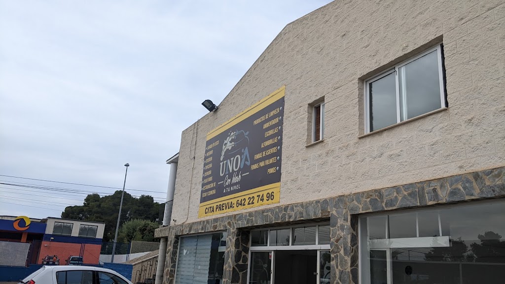 CARWASH UNO A — Exterior