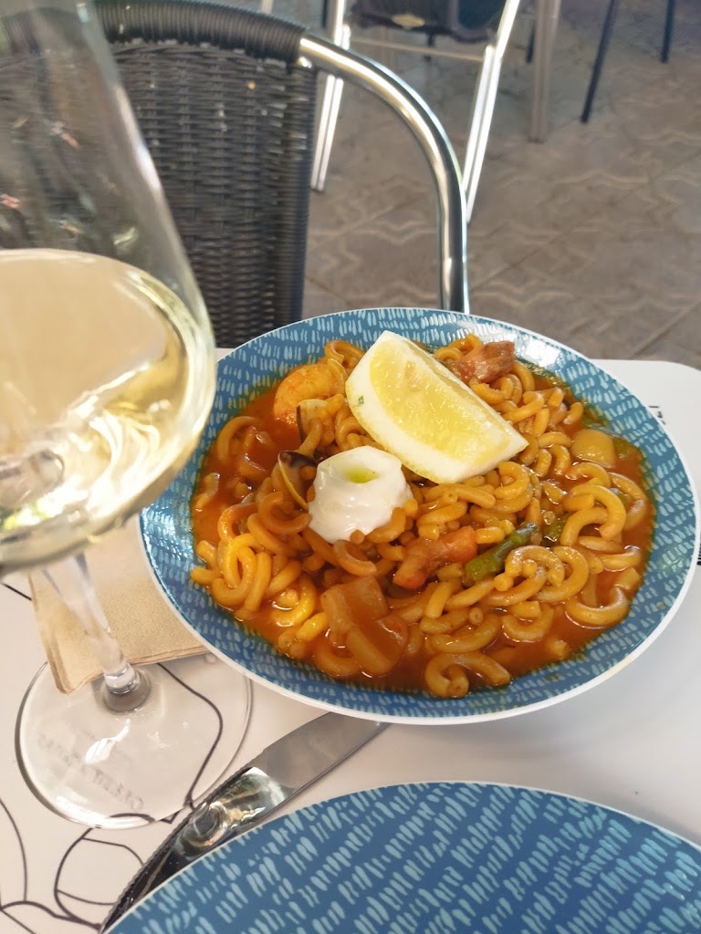 Los mas Canallas de Rivas — Comida y bebida