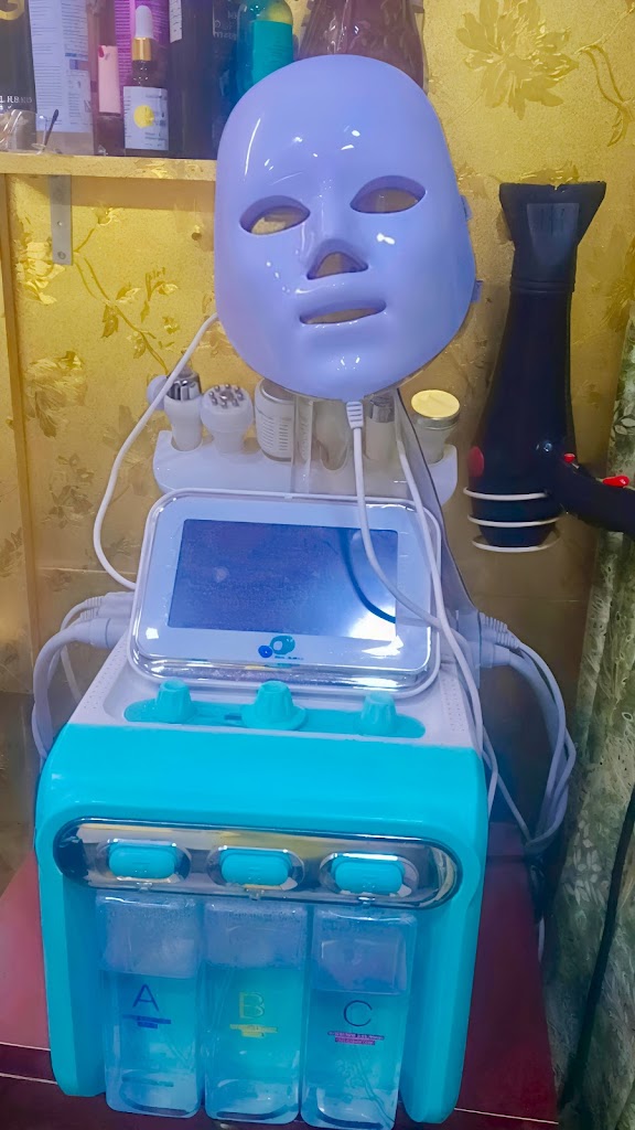 Bahurani Beauty Parlour