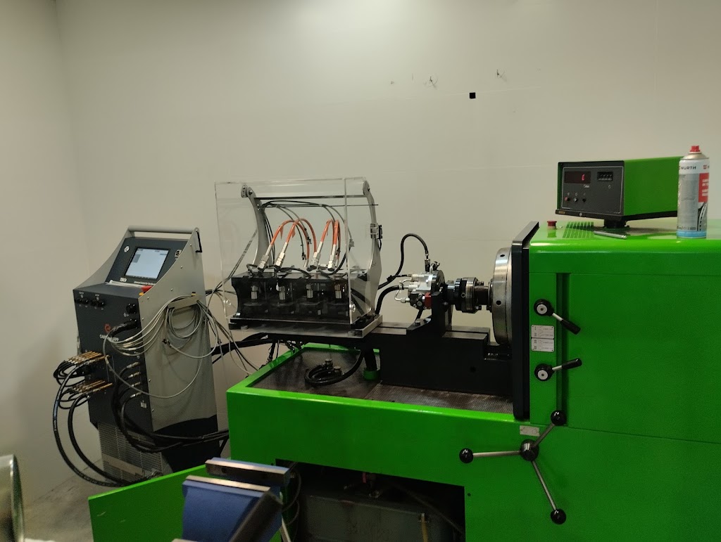 Meka Electroinyeccion Diesel / Comprobacion de inyectores y limpieza de filtros de particulas — Interior