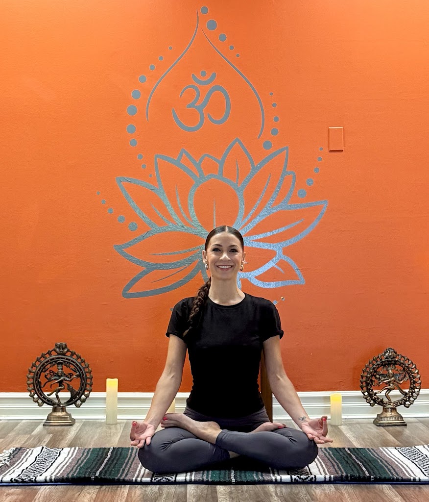  Divine Yoga Studio