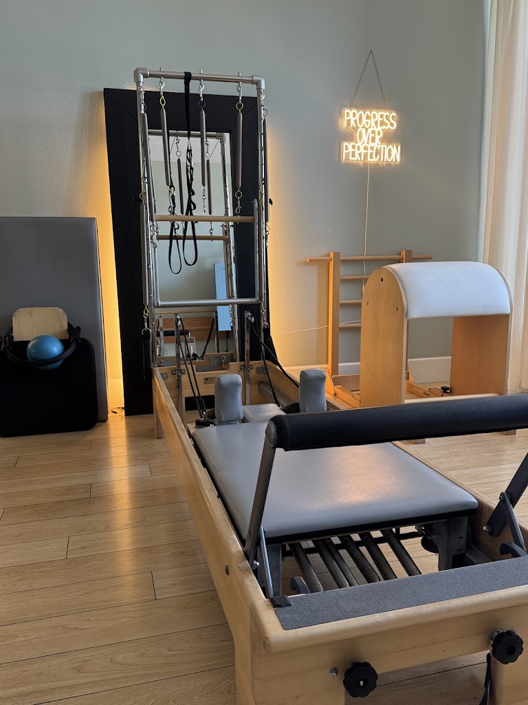  Foundation Pilates