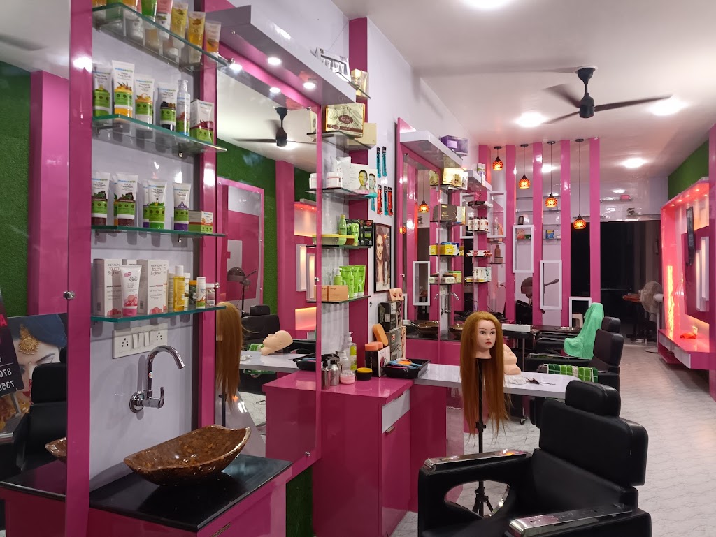 Sakhi Beauty Parlour