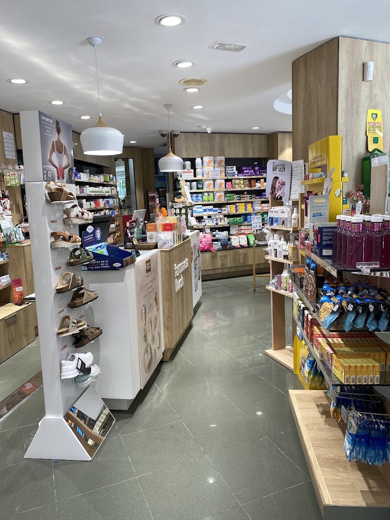 Farmacia Rosa Lluch Puigarnau — Del propietario