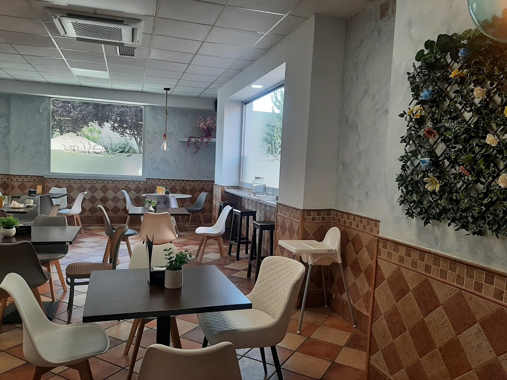 Panaderia y Cafeteria El Mana — Ambiente