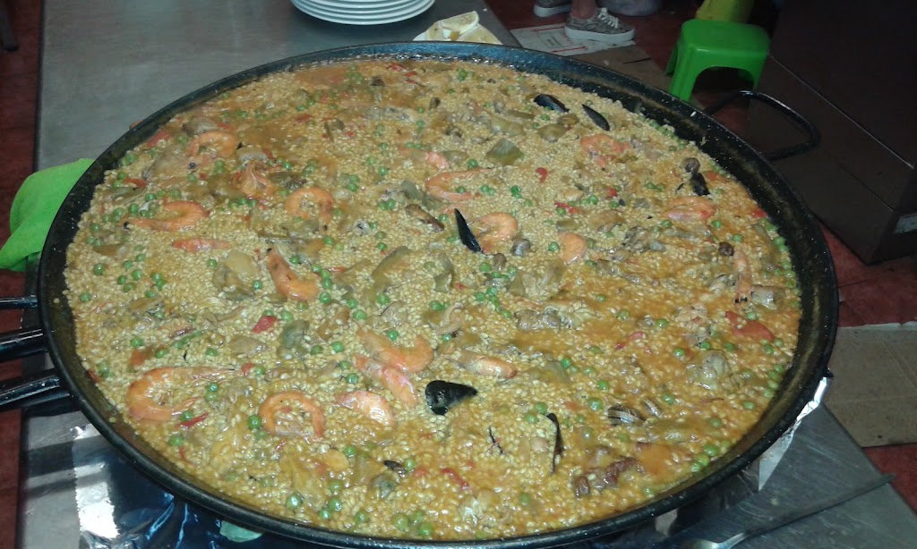 Restaurante Bar Centro Aragones — Paella