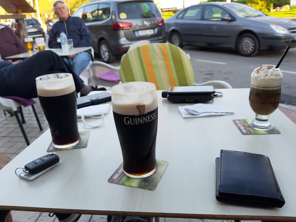 IRISH ROVER — Comida y bebida
