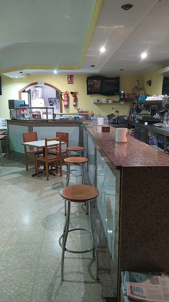 Hamburgueseria Os-tras — Ambiente