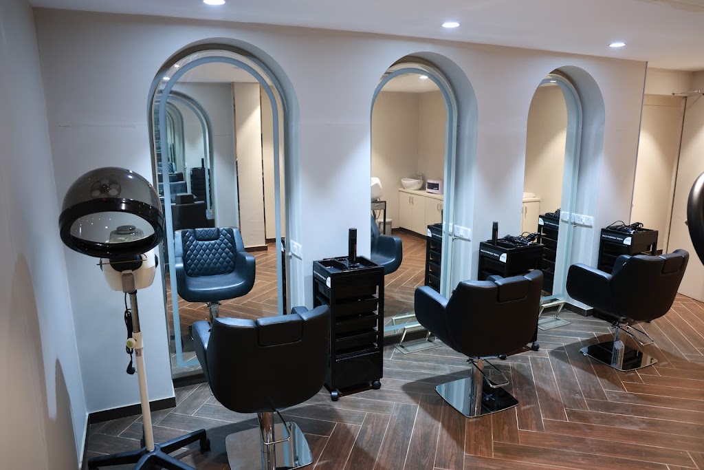 Toni Guy Hairdressing Vidyaranyapura Beauty Parlour In Vidyaranyapura Salon In Vidyaranyapura Salons In Vidyaranyapura